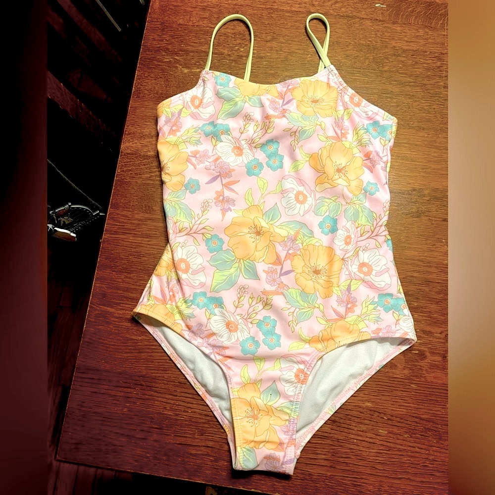 Justice Floral Girls Cute One Piece Swimsuit L 12/14 Swimwear Tie Detail at Back
